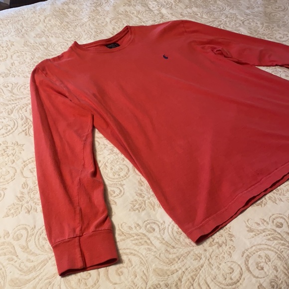 Polo long sleeve tee. Comfort and condition here - Picture 4 of 7